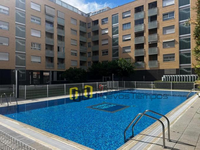 Pisos Venta Zaragoza Zaragoza Miralbueno Sergio Lopez Saz<br>Urbanizacin con Piscina
Piso con Garaje y Trastero